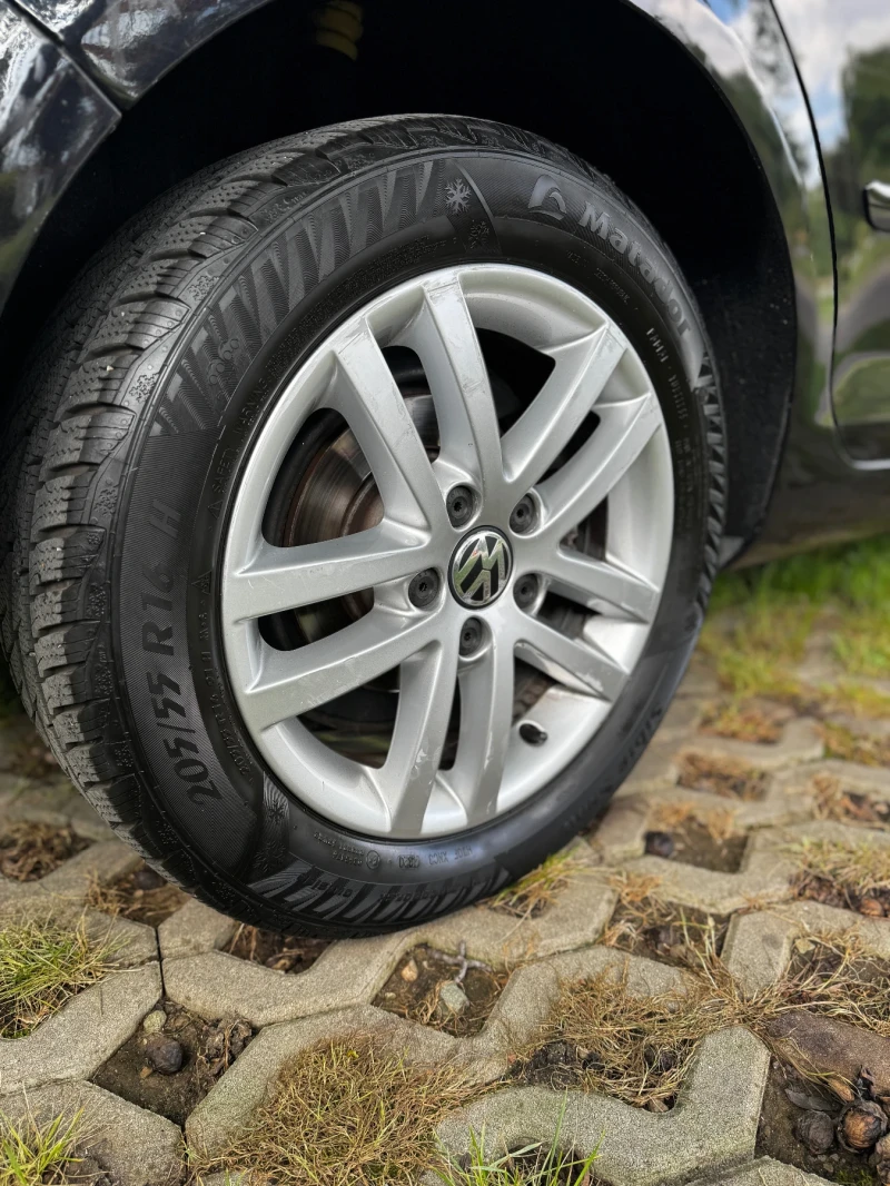 VW Golf Plus 1.6 TDI 105к.с., снимка 5 - Автомобили и джипове - 52074409