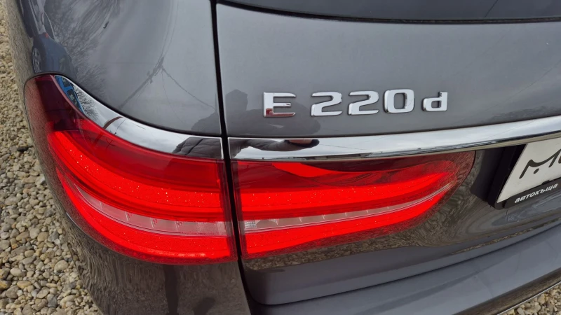 Mercedes-Benz E 220 2.2 9G 158хил!!!100%РЕАЛНИ ДОКАЗУЕМИ ЛИЗИНГ ВИДЕО , снимка 14 - Автомобили и джипове - 53069131