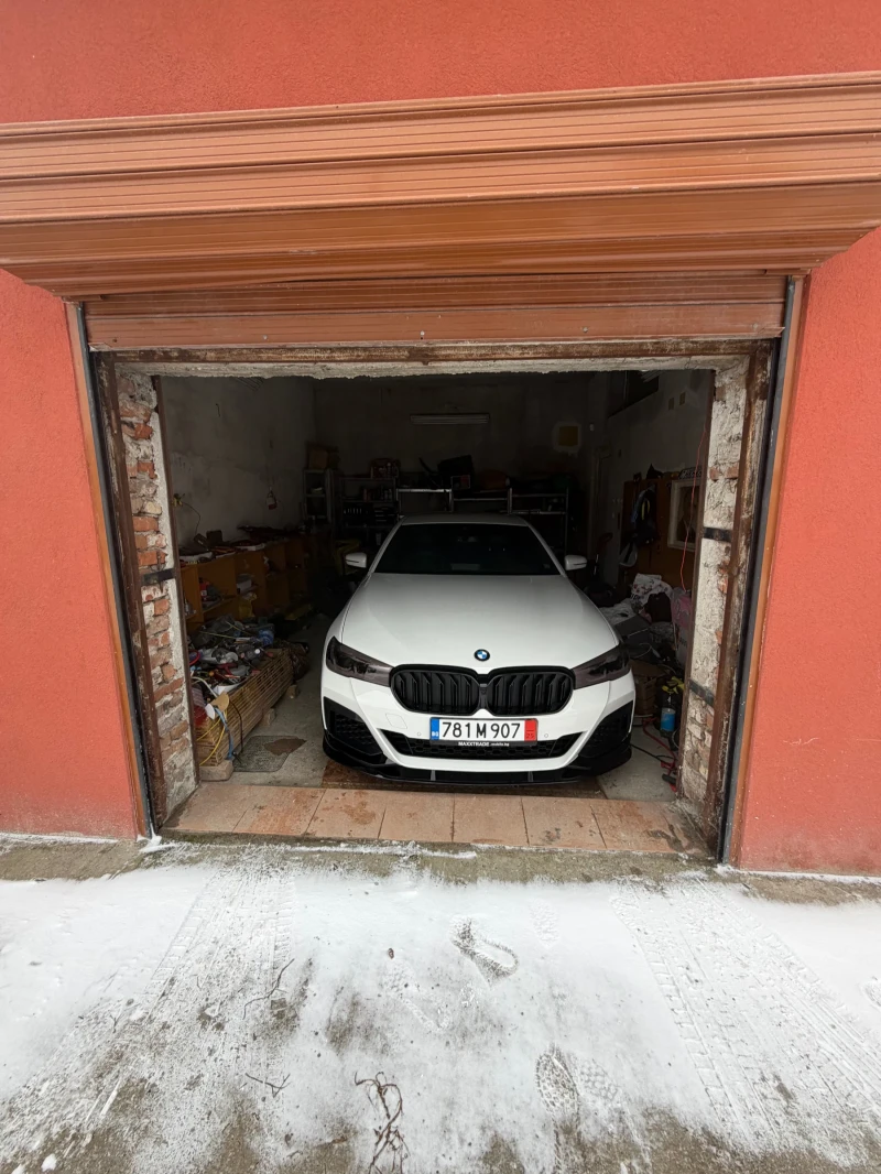 BMW 540 БЕЗУПРЕЧНО СЪСТОЯНИЕ НАПЪЛНО ОБСЛУЖЕНА М ПАКЕК , снимка 15 - Автомобили и джипове - 53076651