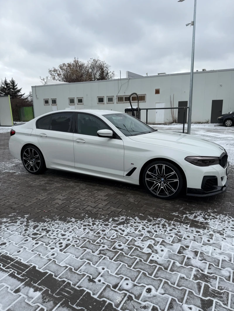 BMW 540 БЕЗУПРЕЧНО СЪСТОЯНИЕ НАПЪЛНО ОБСЛУЖЕНА М ПАКЕК , снимка 16 - Автомобили и джипове - 53076651