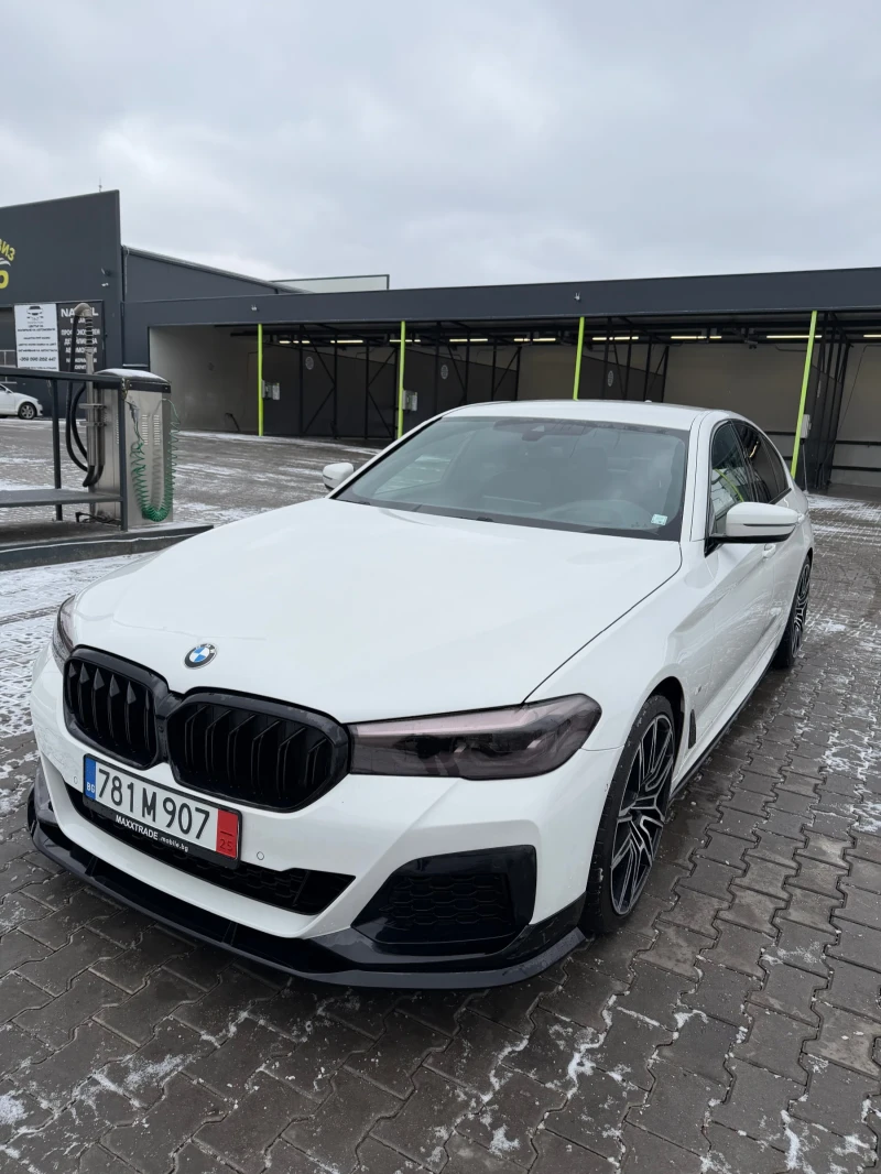 BMW 540 БЕЗУПРЕЧНО СЪСТОЯНИЕ НАПЪЛНО ОБСЛУЖЕНА М ПАКЕК , снимка 3 - Автомобили и джипове - 53076651