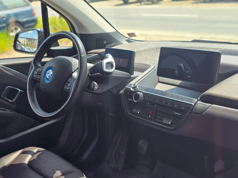 BMW i3 S* 120Ah * Road style edition * full extra - 52000 лв. - 14276269 | Car24.bg