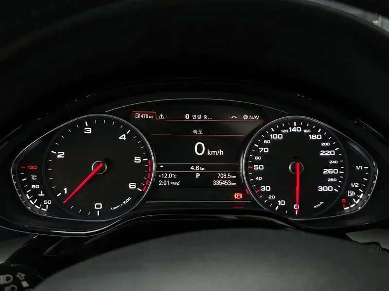 Audi A8 3.0 TDI Quattro, снимка 8 - Автомобили и джипове - 54564944