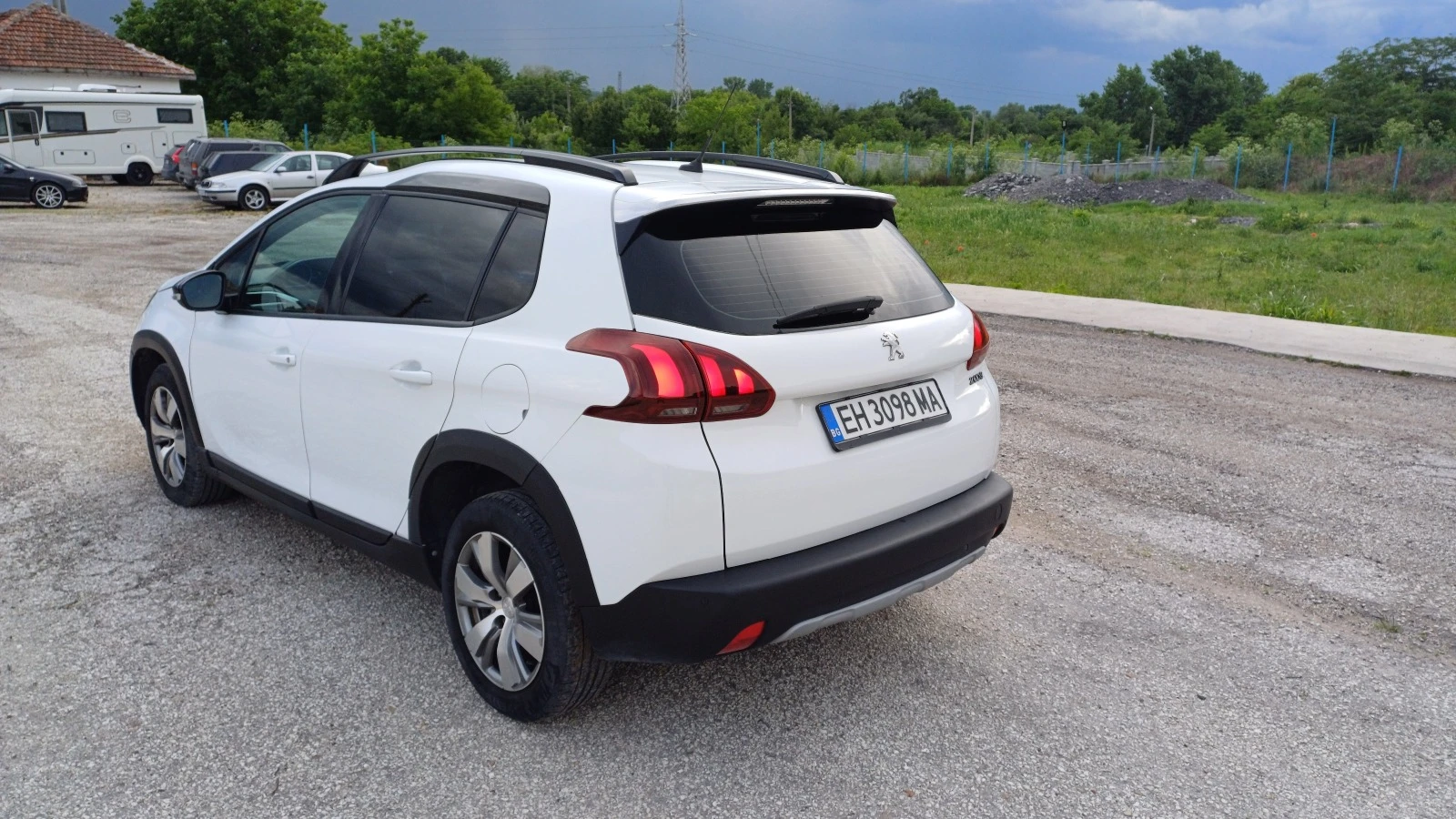 Peugeot 2008 1.5HDI GT LINE - изображение 3