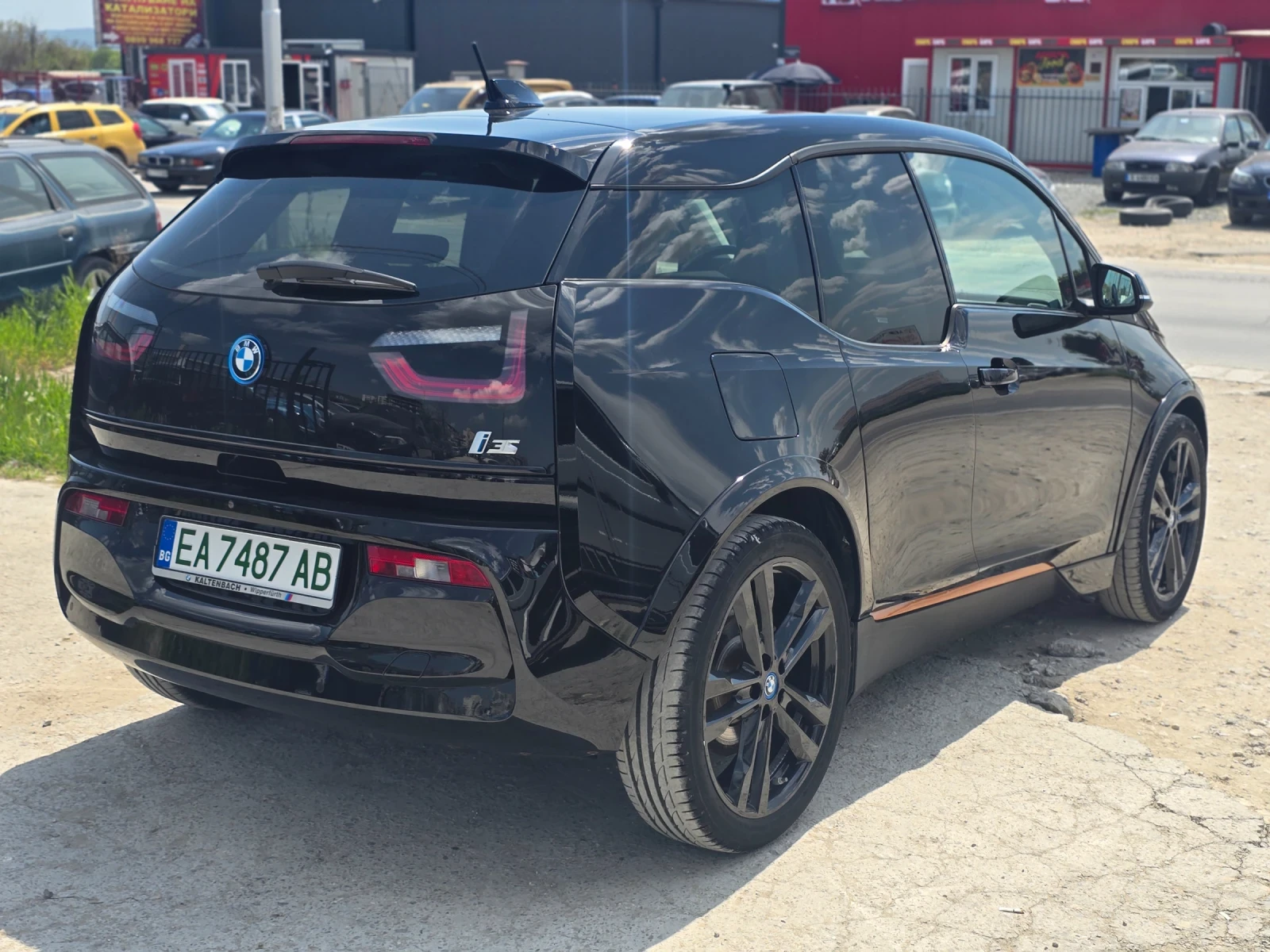BMW i3 S* 120Ah * Road style edition * full extra  - изображение 4