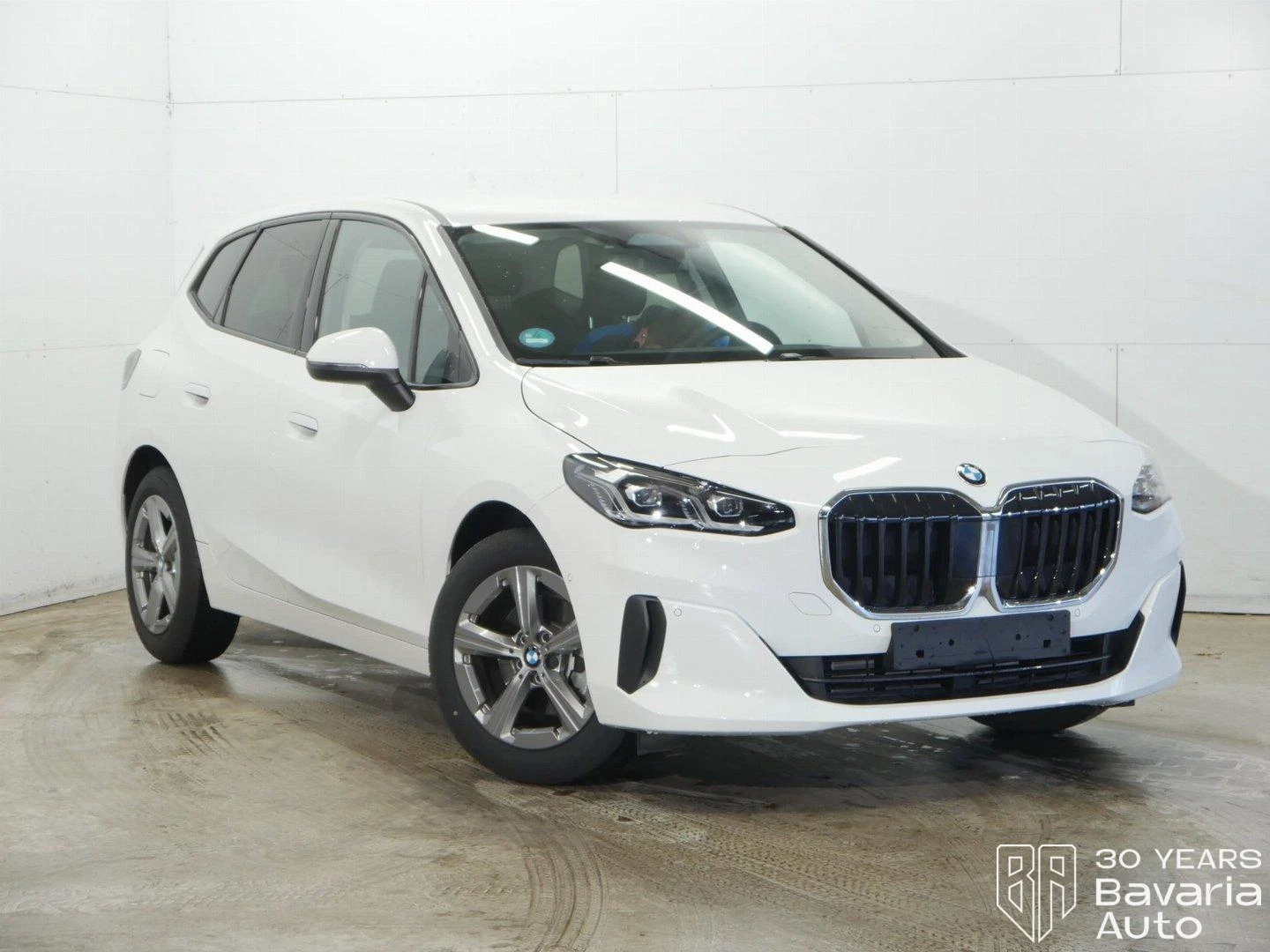 BMW 216 i Active Tourer Steptronic - изображение 4