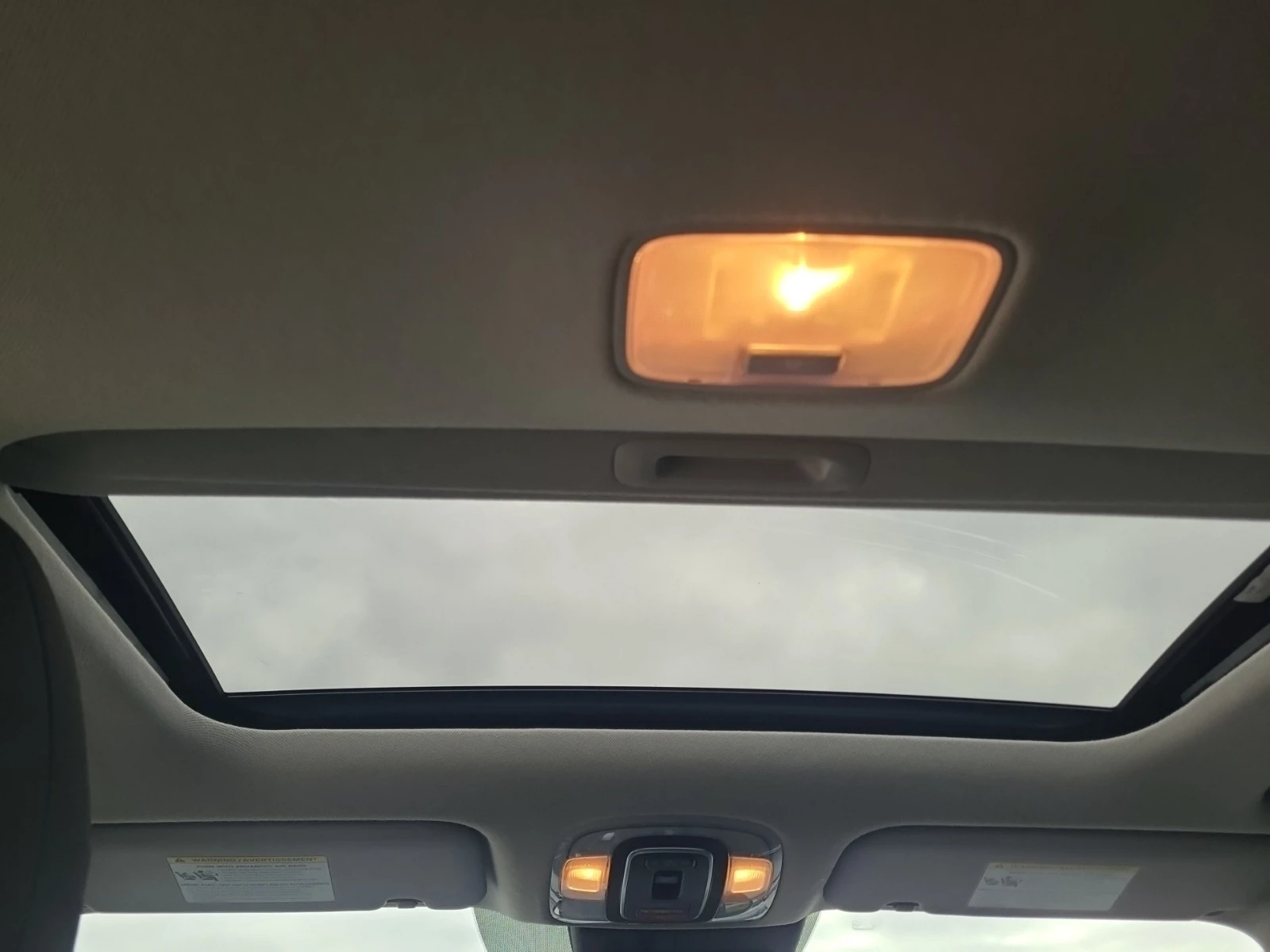 Hyundai Elantra PREFFERED * * CARFAX * *   * *  | Mobile.bg   7