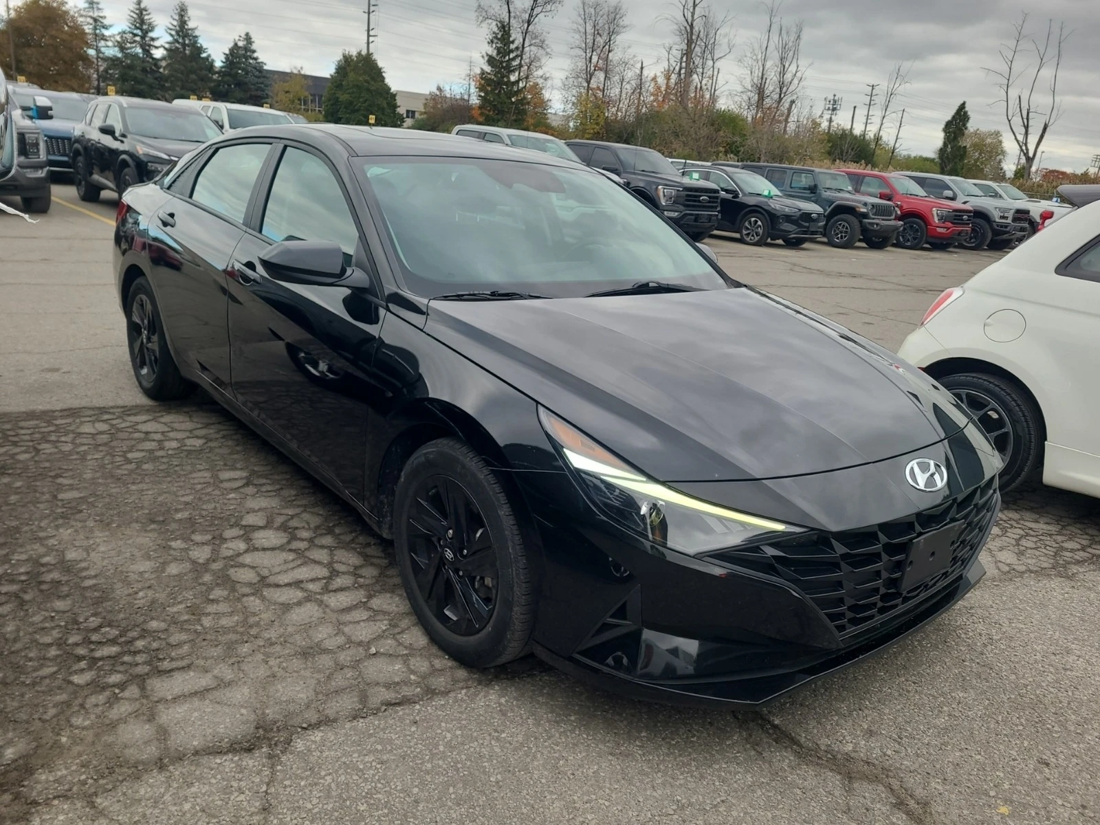 Hyundai Elantra PREFFERED * * CARFAX * *   * *  | Mobile.bg   2