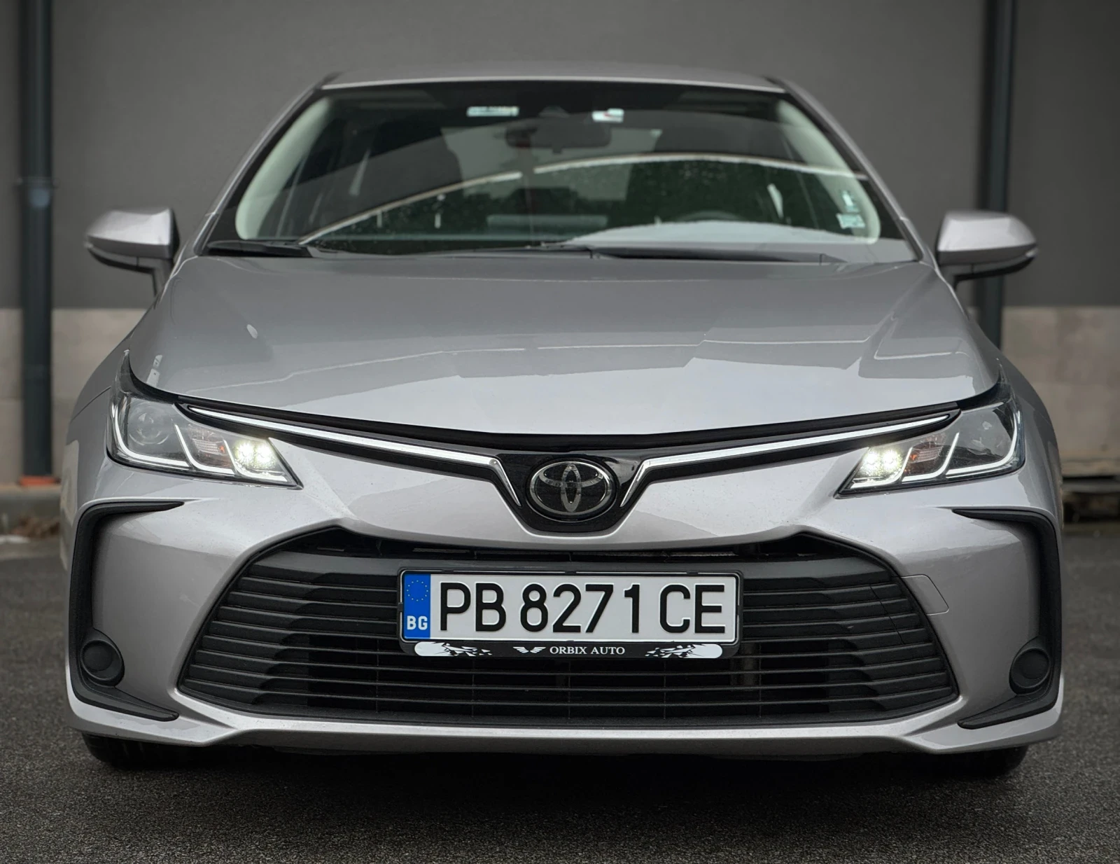 Toyota Corolla 1.6 // Автомобил върнат от лизинг - изображение 2