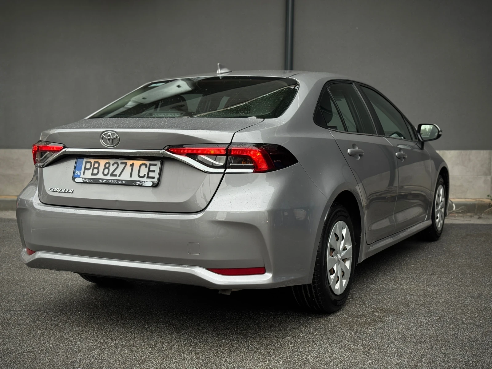 Toyota Corolla 1.6 // Автомобил върнат от лизинг - изображение 6