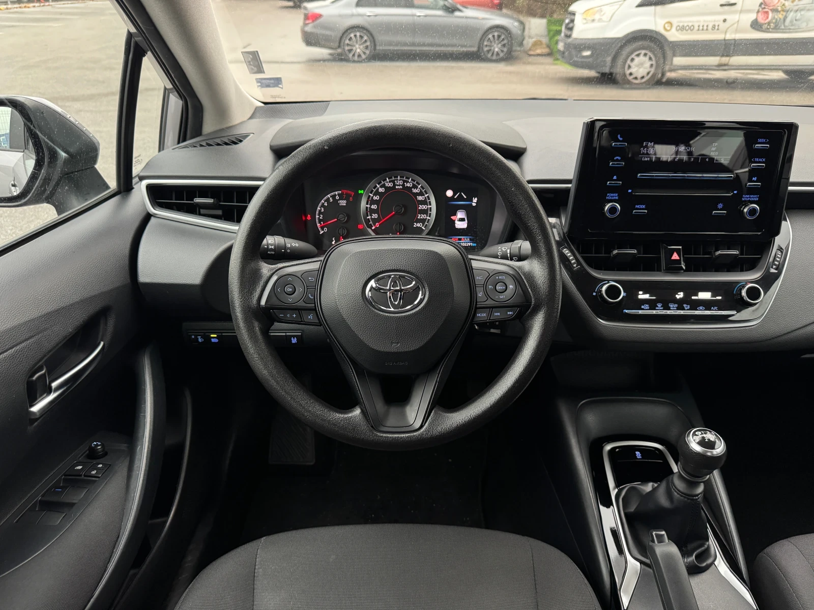 Toyota Corolla 1.6 // Автомобил върнат от лизинг - изображение 7