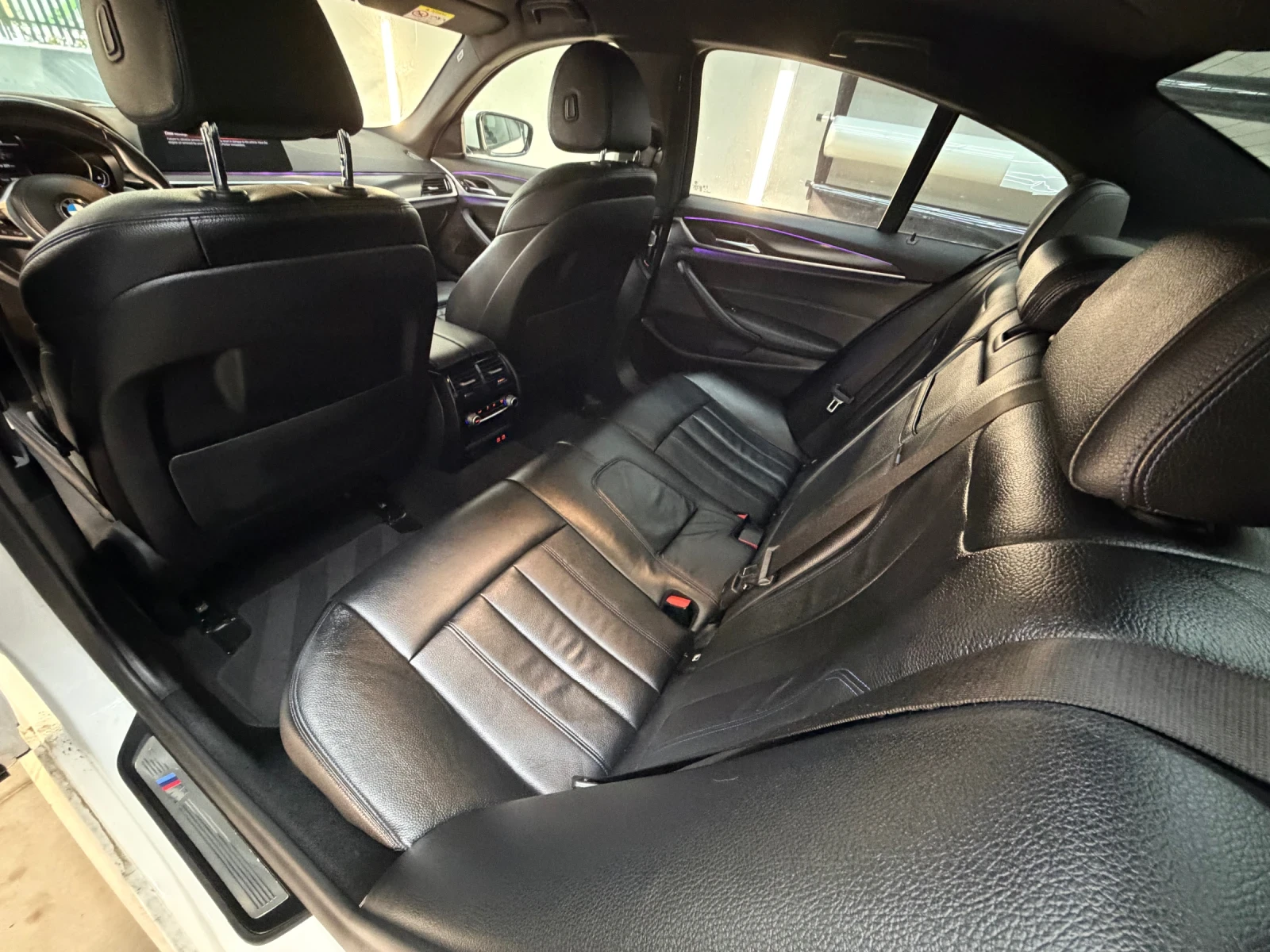 BMW 540 БЕЗУПРЕЧНО СЪСТОЯНИЕ НАПЪЛНО ОБСЛУЖЕНА М ПАКЕК ФУЛ - изображение 10