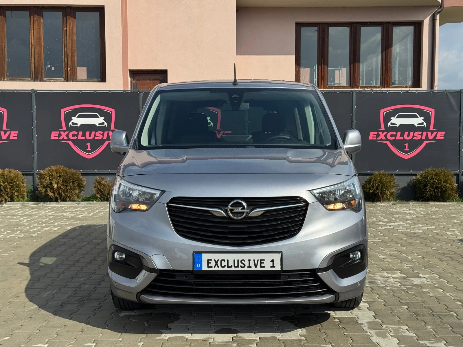 Opel Combo Инвалиден , снимка 8 - Автомобили и джипове - 53749600