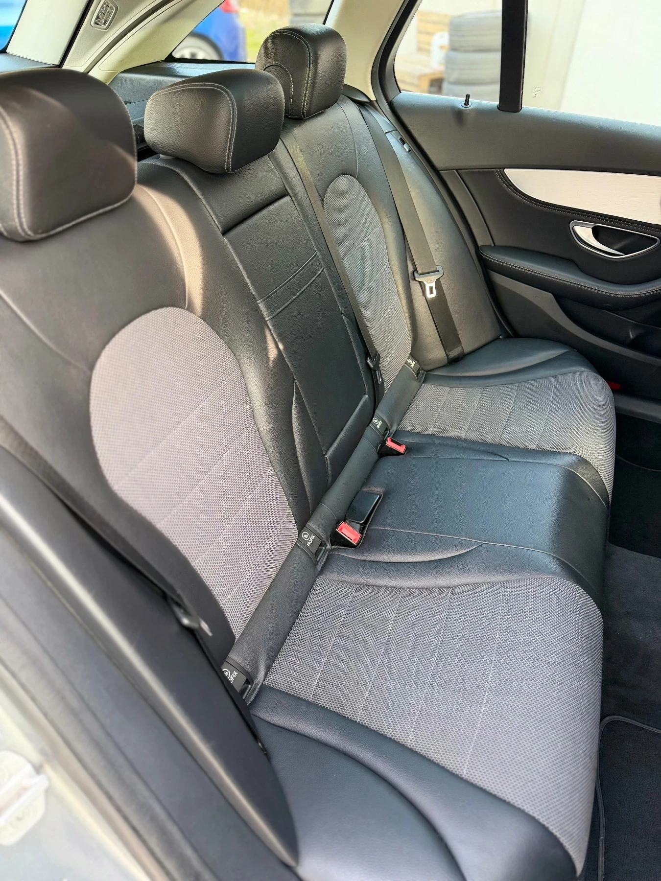 Mercedes-Benz C 220 AMG Панорама Подгрев Germany, снимка 17 - Автомобили и джипове - 53879427