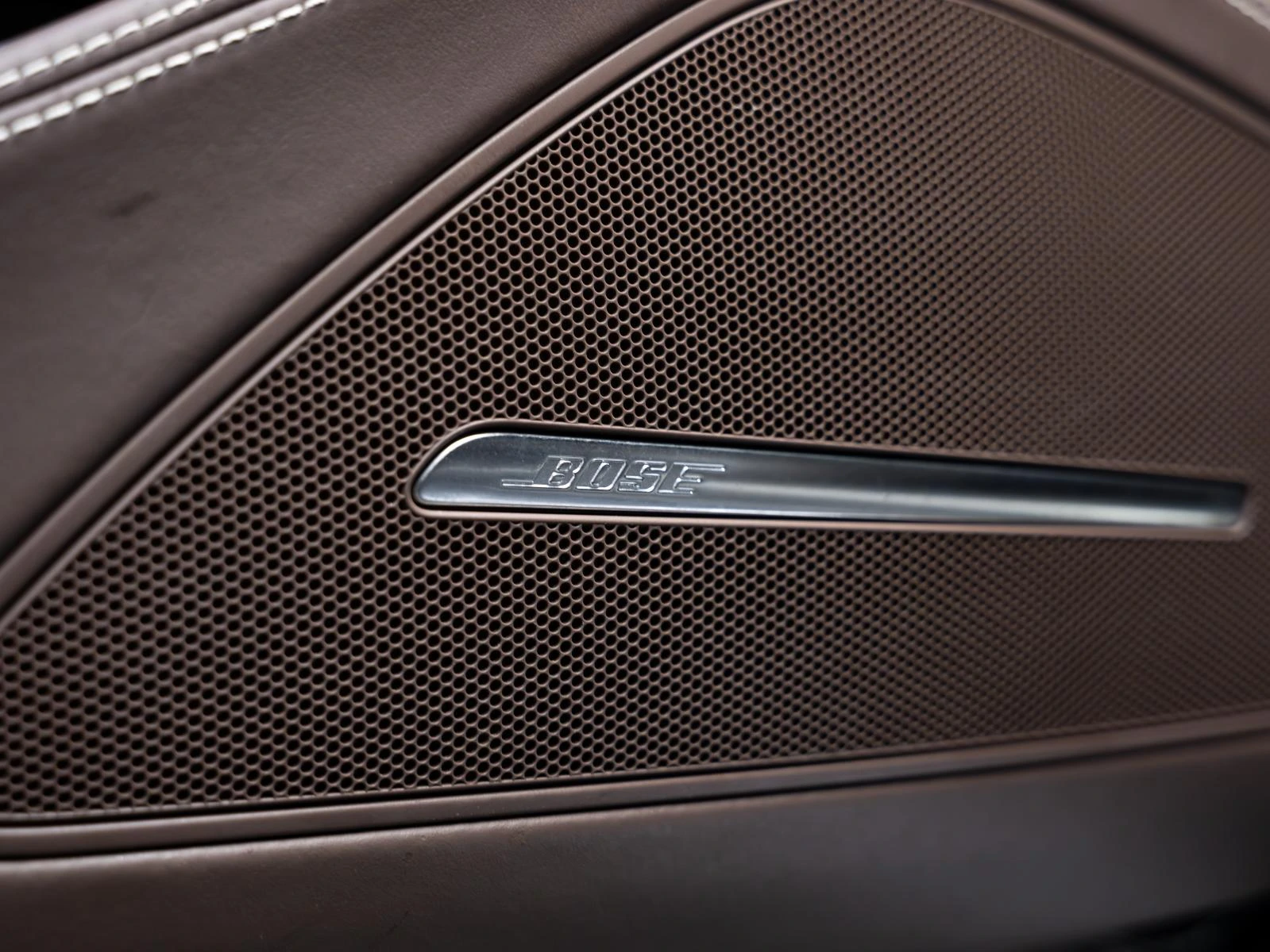 Audi A8 4.2 TDI* QUATTRO* BOSE* 3XTV* LONG* LED* ОБДУХВ* P, снимка 16 - Автомобили и джипове - 54206612