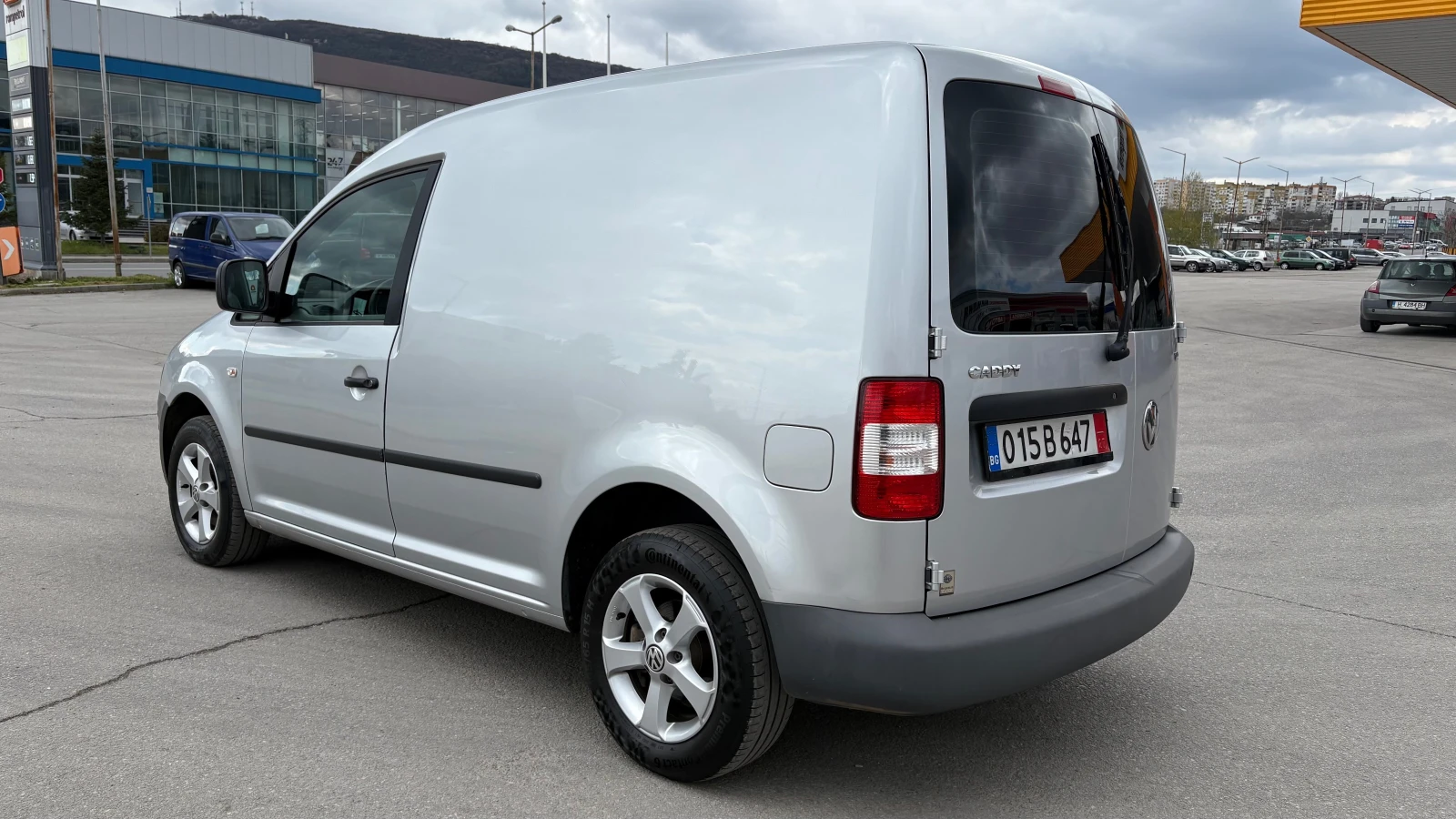 VW Caddy 1.9 tdi NAVI, снимка 7 - Автомобили и джипове - 54212002
