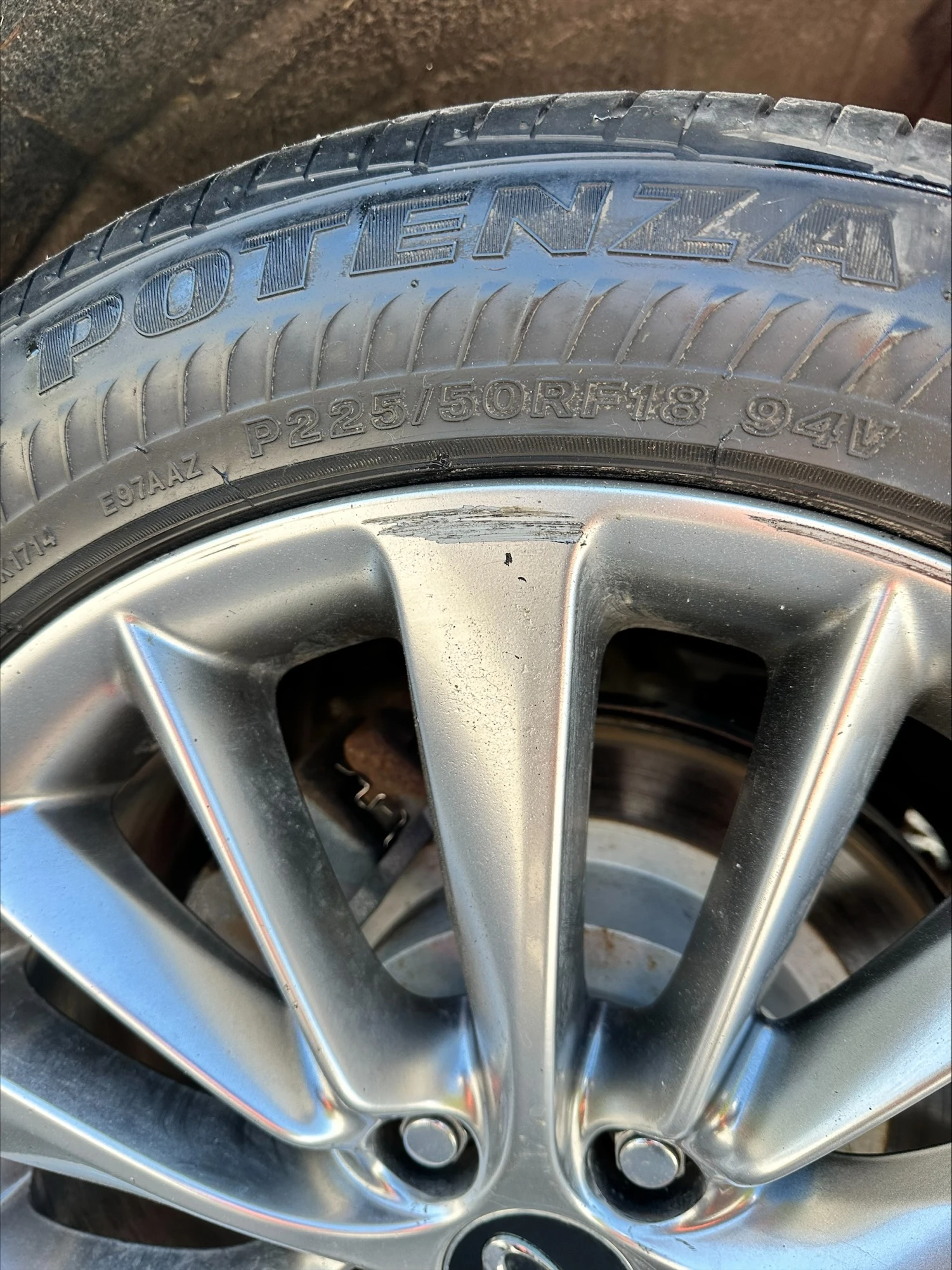 Infiniti Q50 Twin Turbo, снимка 15 - Автомобили и джипове - 54226520