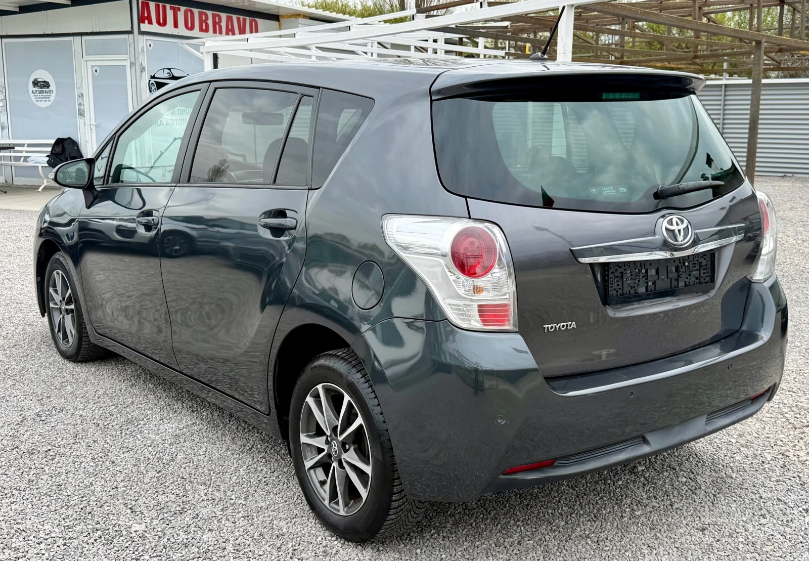 Toyota Verso Нави/Камера/7 места, снимка 7 - Автомобили и джипове - 54258953