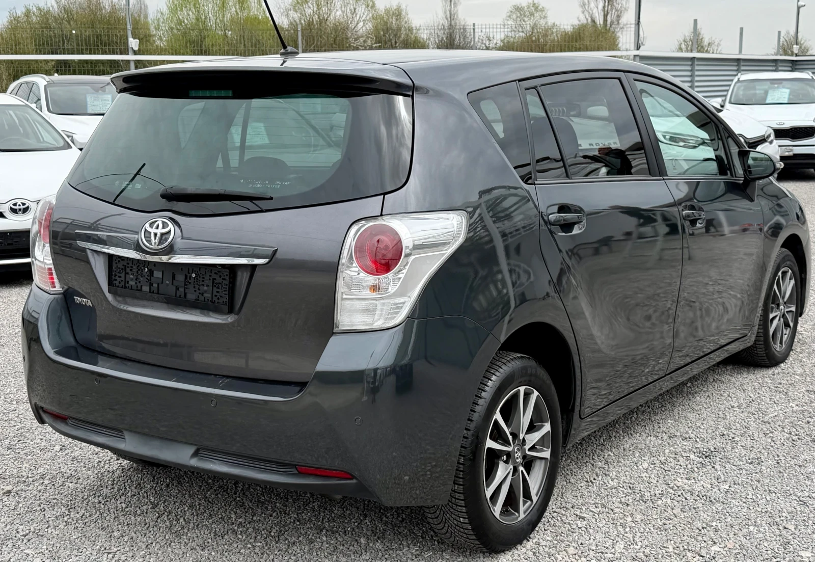 Toyota Verso Нави/Камера/7 места, снимка 5 - Автомобили и джипове - 54258953