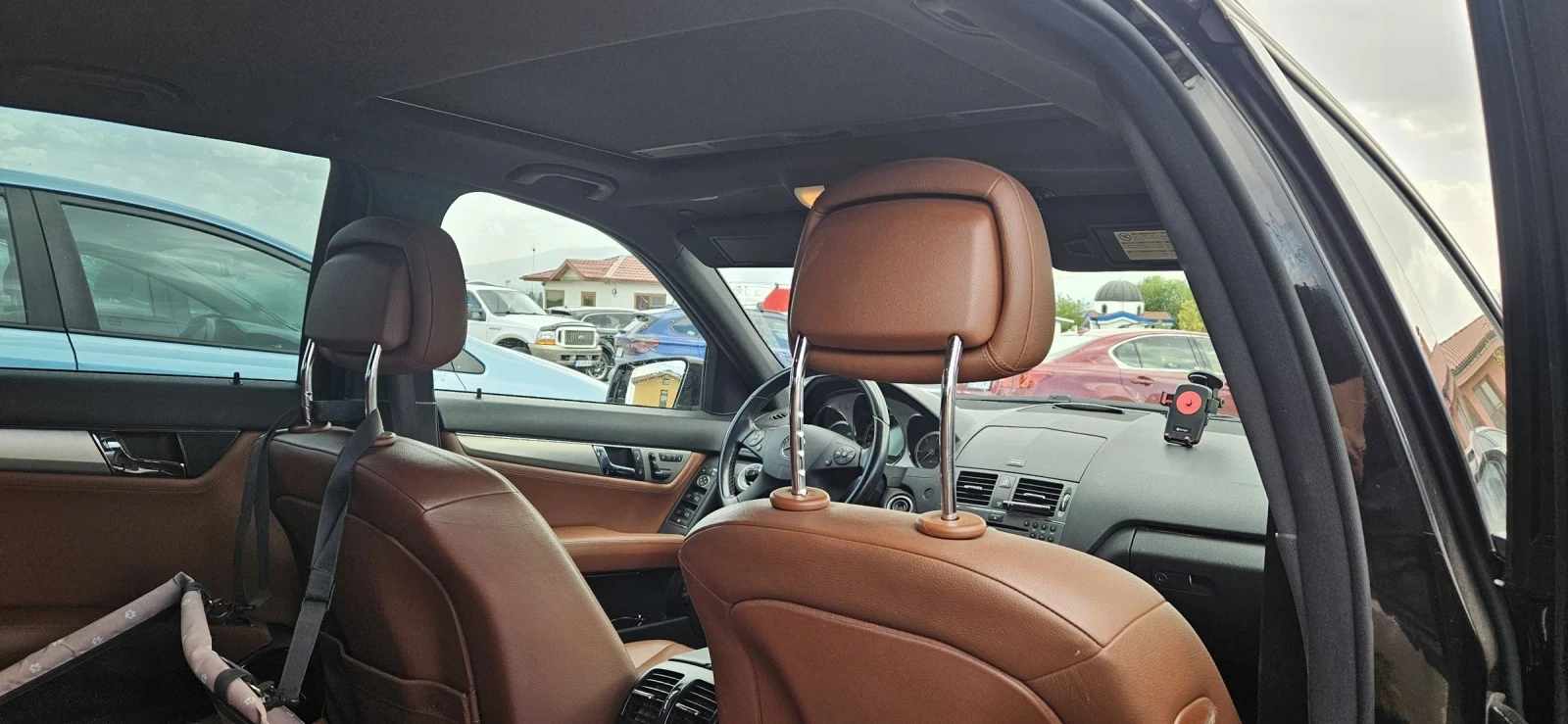 Mercedes-Benz C 220 BlueEFFICIENCY, снимка 5 - Автомобили и джипове - 54511316