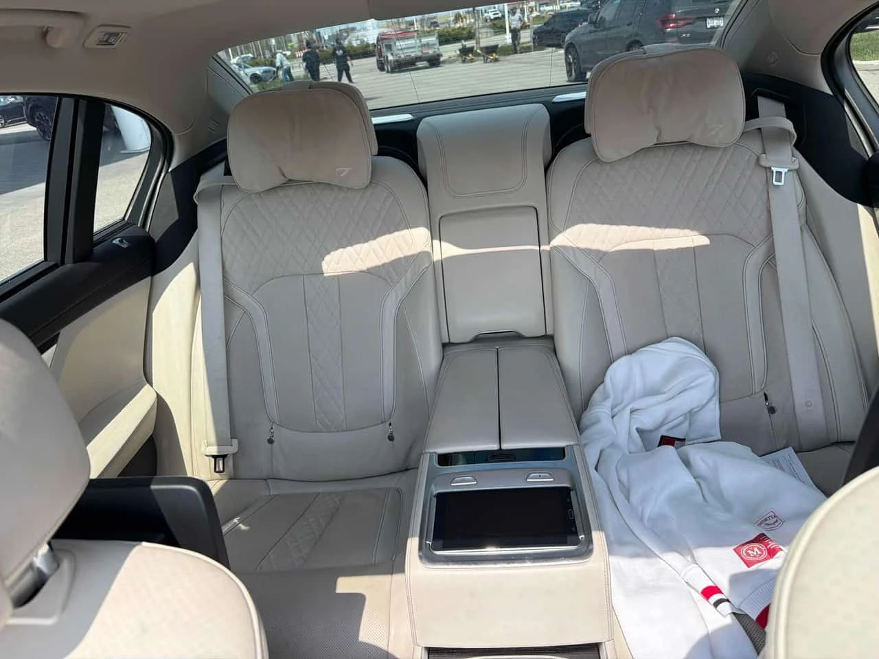 BMW 750 * ГЛАВНО ПРЕДСТВИТЕЛСТВО* , снимка 10 - Автомобили и джипове - 54605905