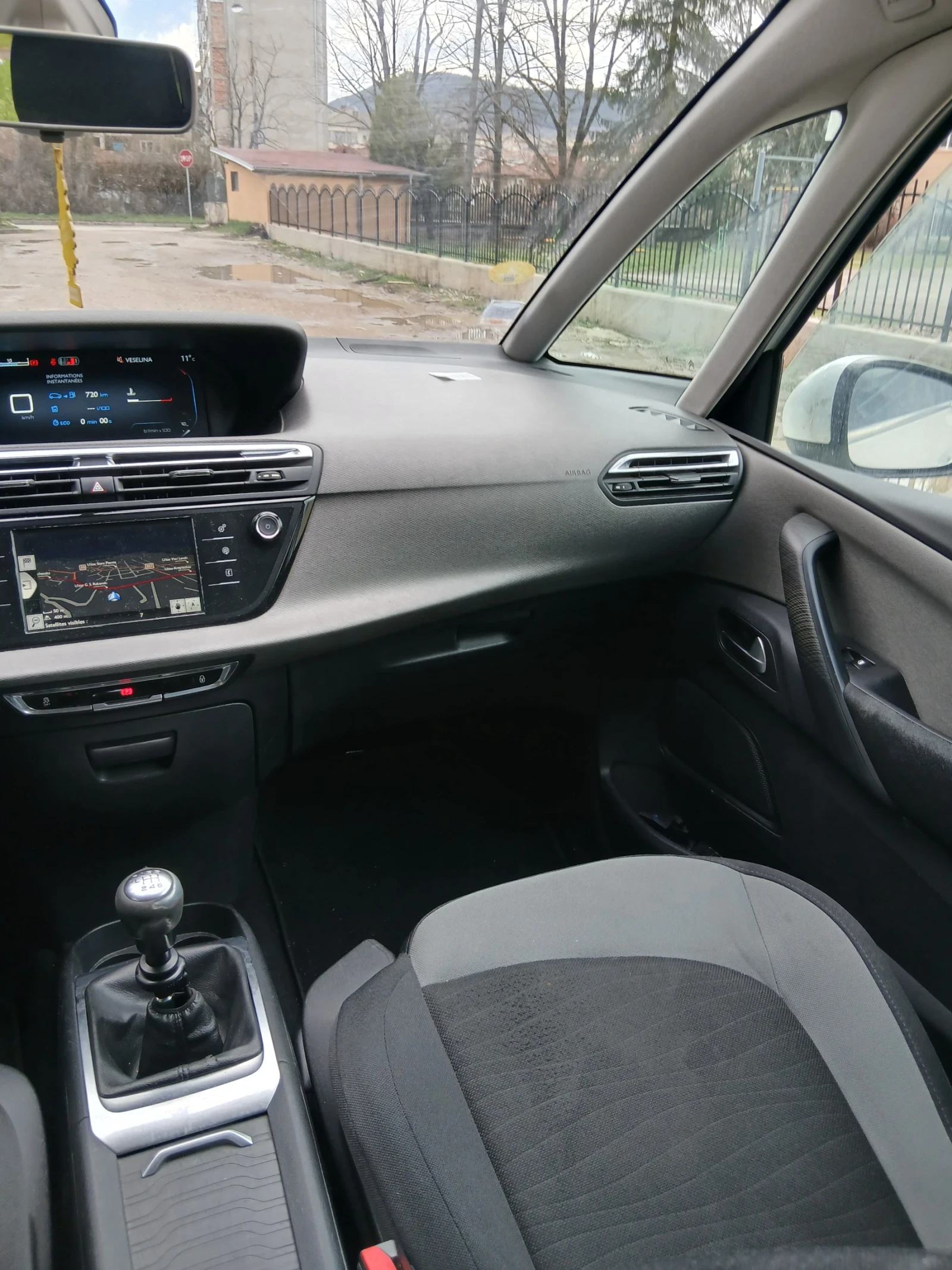 Citroen C4 Picasso FACE NAVI 2016г EVRO 6, снимка 8 - Автомобили и джипове - 54730823
