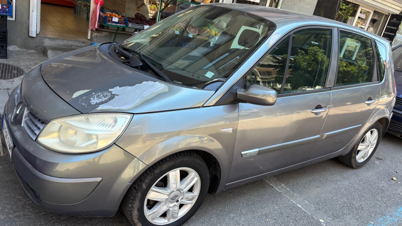 Renault Scenic, снимка 2 - Автомобили и джипове - 54795196