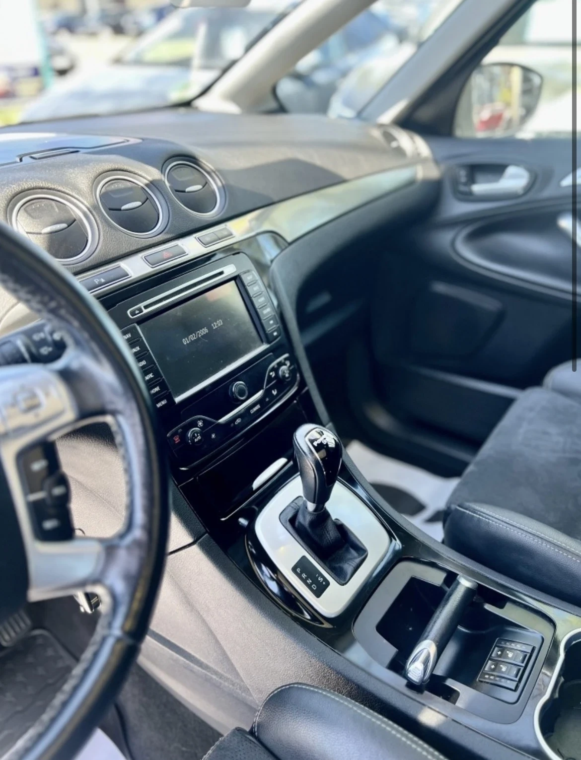 Ford S-Max 2.0 Автоматик 7места, снимка 5 - Автомобили и джипове - 55161964