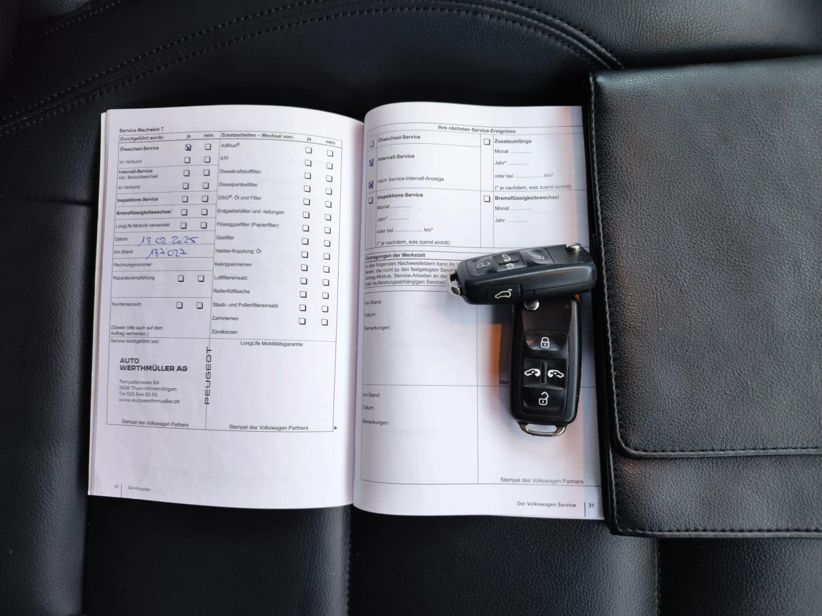 VW Sharan 2.0 TSI Highline Швейцария , снимка 17 - Автомобили и джипове - 56339840