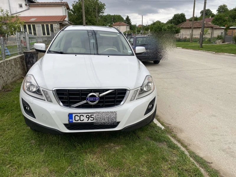 Volvo XC60 3.2  газ, снимка 1 - Автомобили и джипове - 41642119