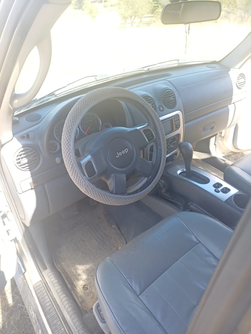 Jeep Cherokee, снимка 5 - Автомобили и джипове - 52773616