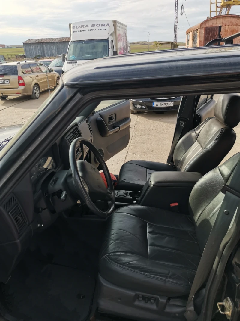 Jeep Cherokee XJ, снимка 15 - Автомобили и джипове - 52644221