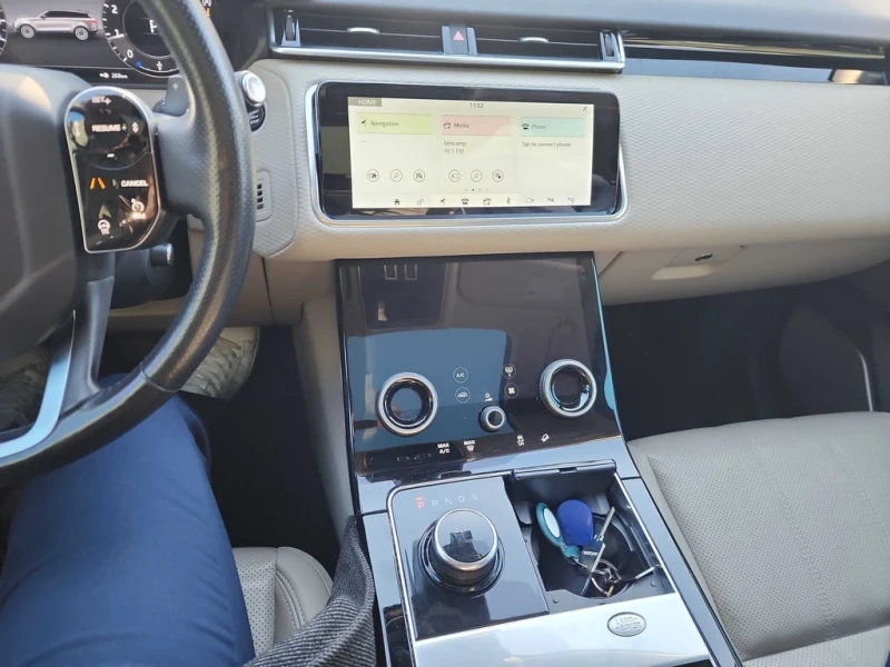 Land Rover Range Rover Velar * S * CARFAX * БЕЗ ПЪРВОНАЧАЛНА ВНОСКА, снимка 9 - Автомобили и джипове - 52923186