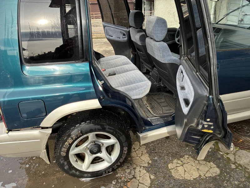 Suzuki Vitara, снимка 4 - Автомобили и джипове - 53365664