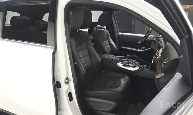 Mercedes-Benz GLS 400 D * AMG * ОБДУХВАНЕ * BURMESTER * HEAD UP * 360 * , снимка 11 - Автомобили и джипове - 56022678