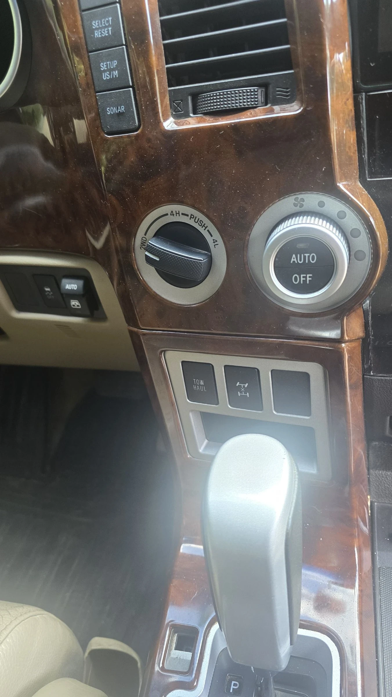 Toyota Sequoia 2011 газ.4х4 Бартер  - изображение 8