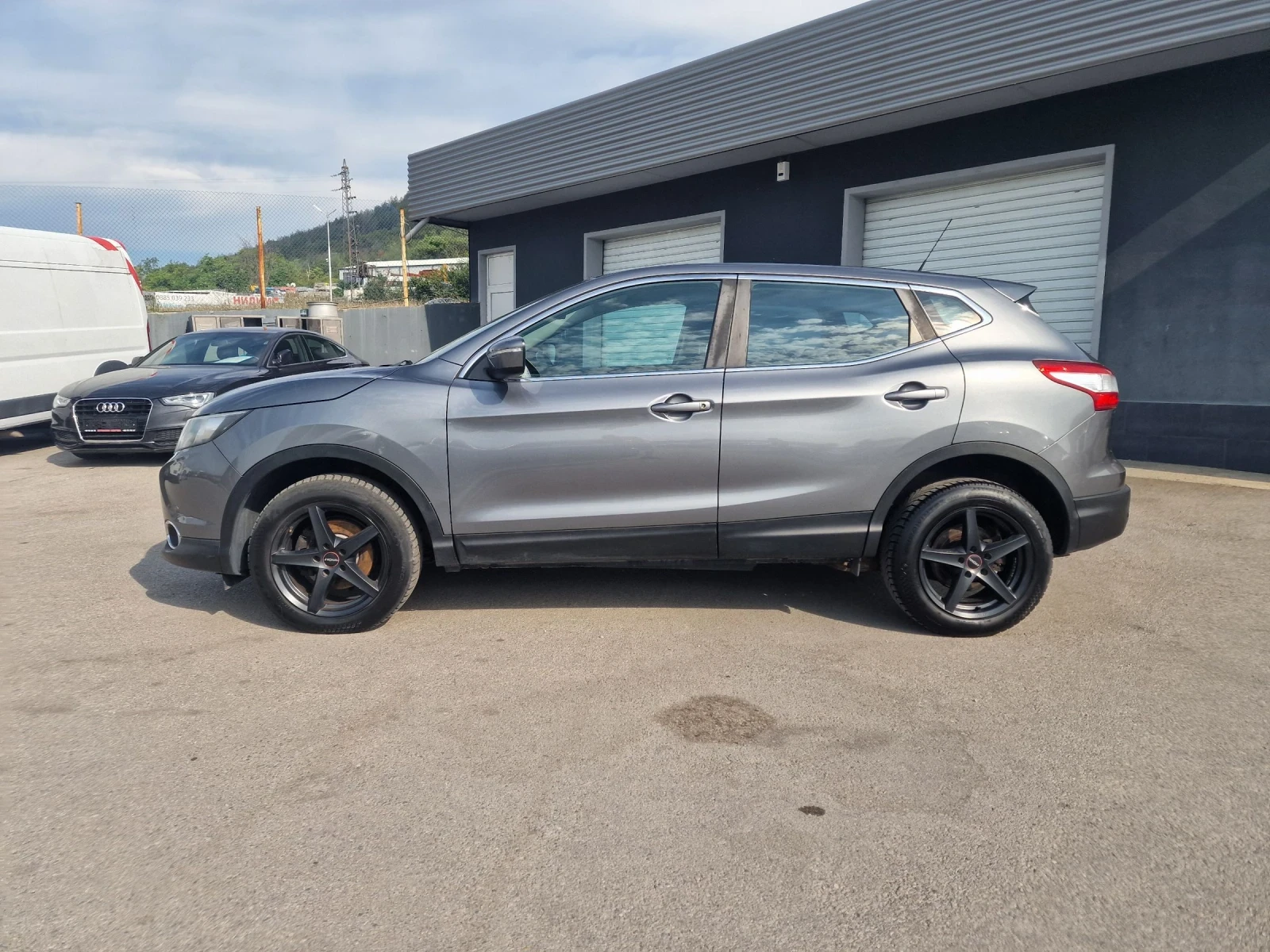 Nissan Qashqai 1.6dci 4x4 КАМЕРА  - изображение 7