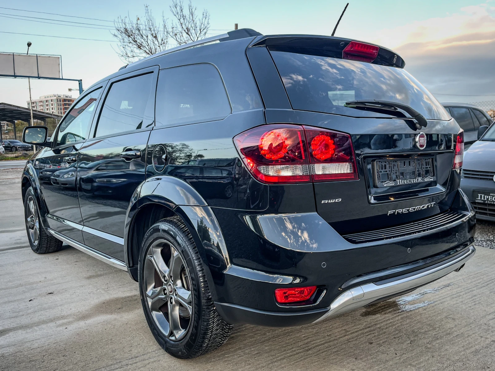 Fiat Freemont 2.0 M-jet - CROSS - 4x4 - 6+ 1 - изображение 7