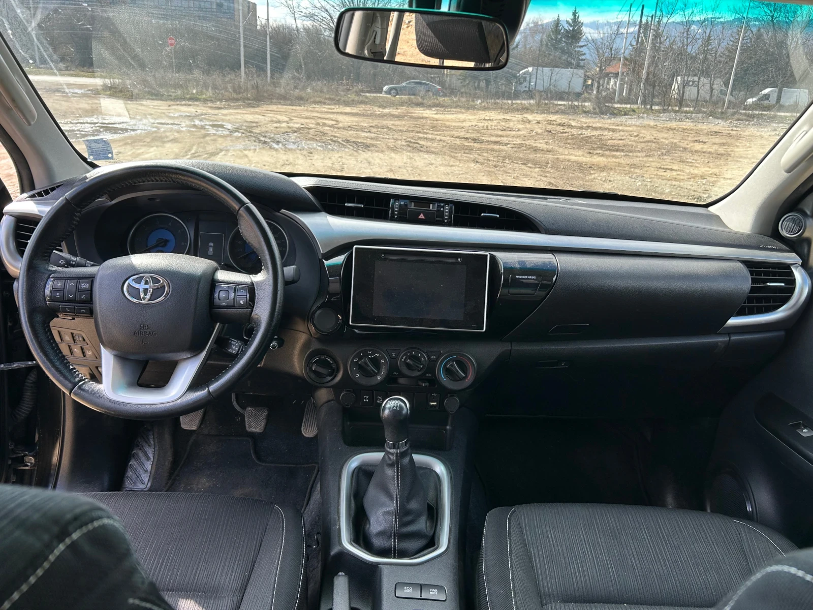 Toyota Hilux  - изображение 9