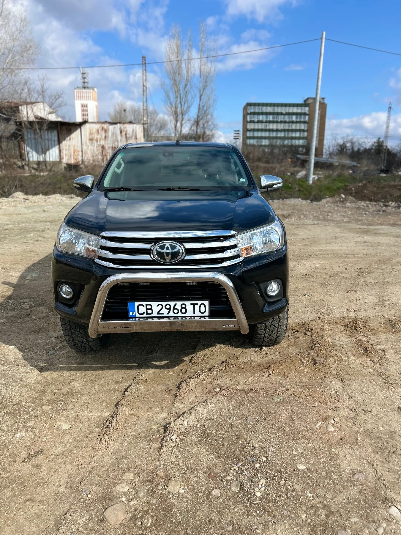 Toyota Hilux  - изображение 2