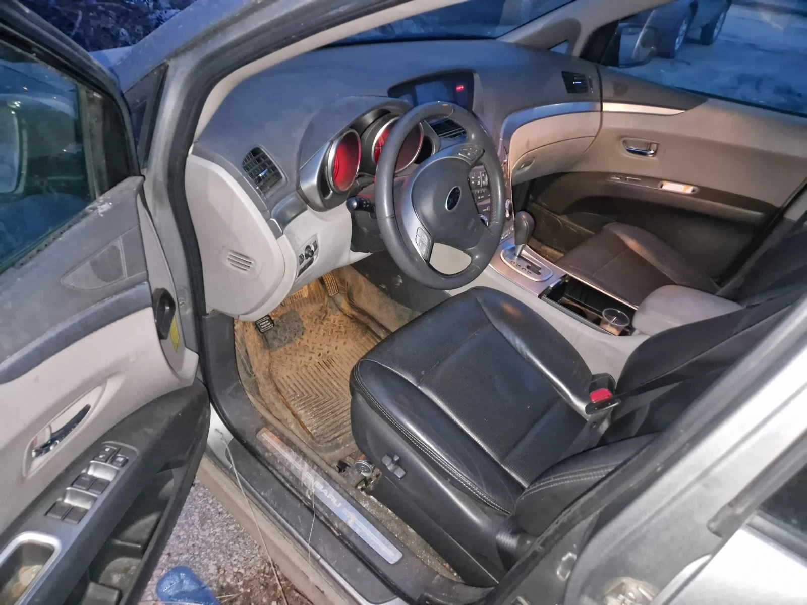 Subaru B9 tribeca 3.0БЕНЗИН/ГАЗ, АВТОМАТ , снимка 6 - Автомобили и джипове - 53955062