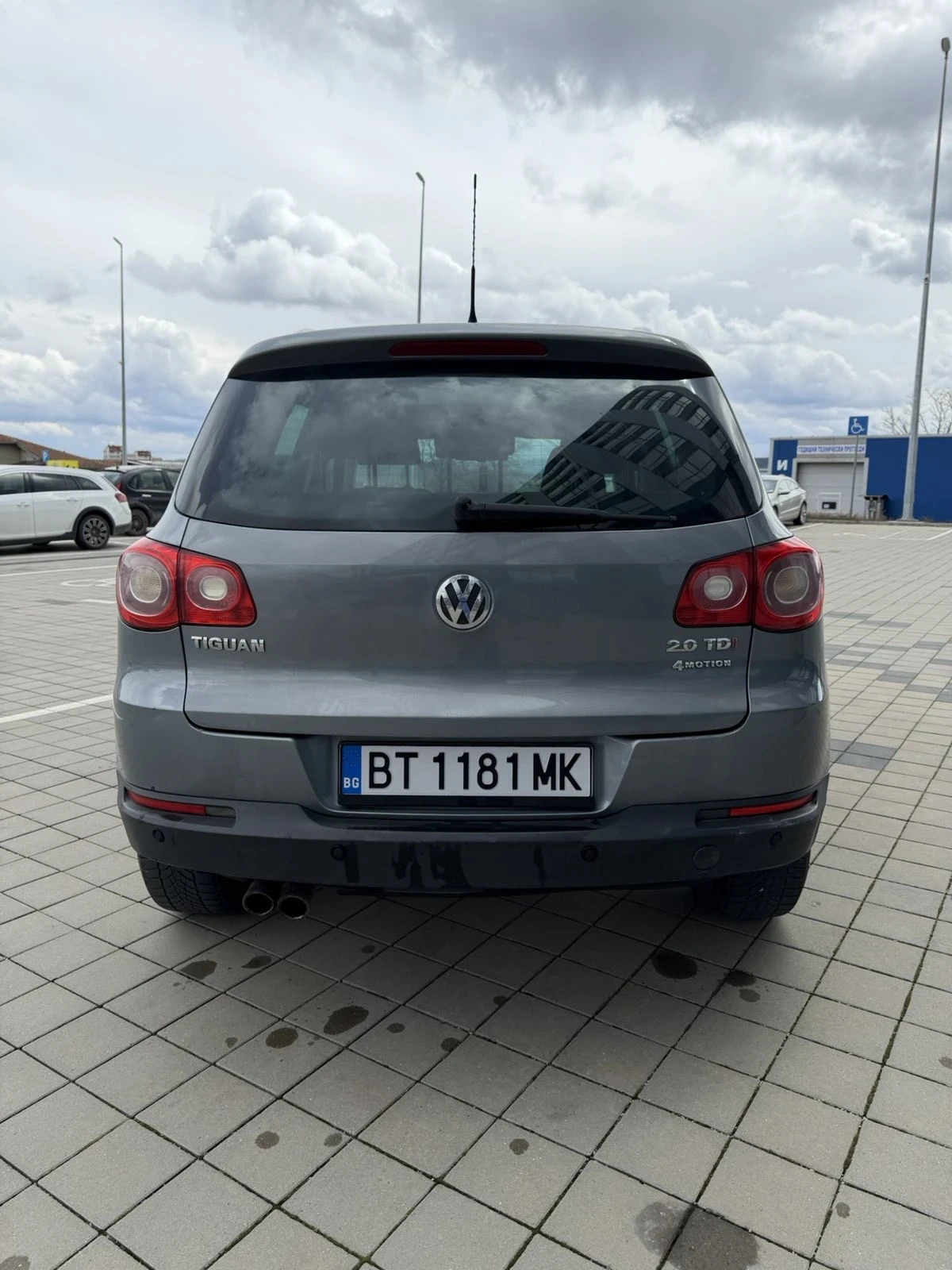 VW Tiguan 2.0 TDI 170, снимка 6 - Автомобили и джипове - 54006452