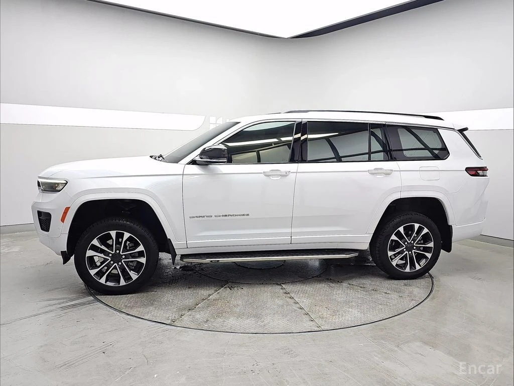 Jeep Grand cherokee OVERLAND* ДИСТРОНИК* ОБДУХВАНЕ* ХЕДЪП* , снимка 3 - Автомобили и джипове - 54301428