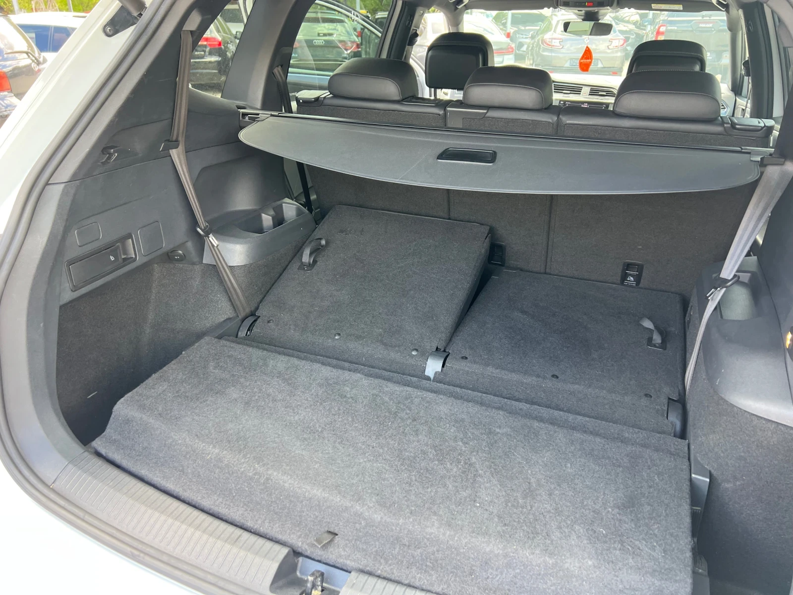 VW Tiguan Allspace 4-motion , снимка 14 - Автомобили и джипове - 54380790