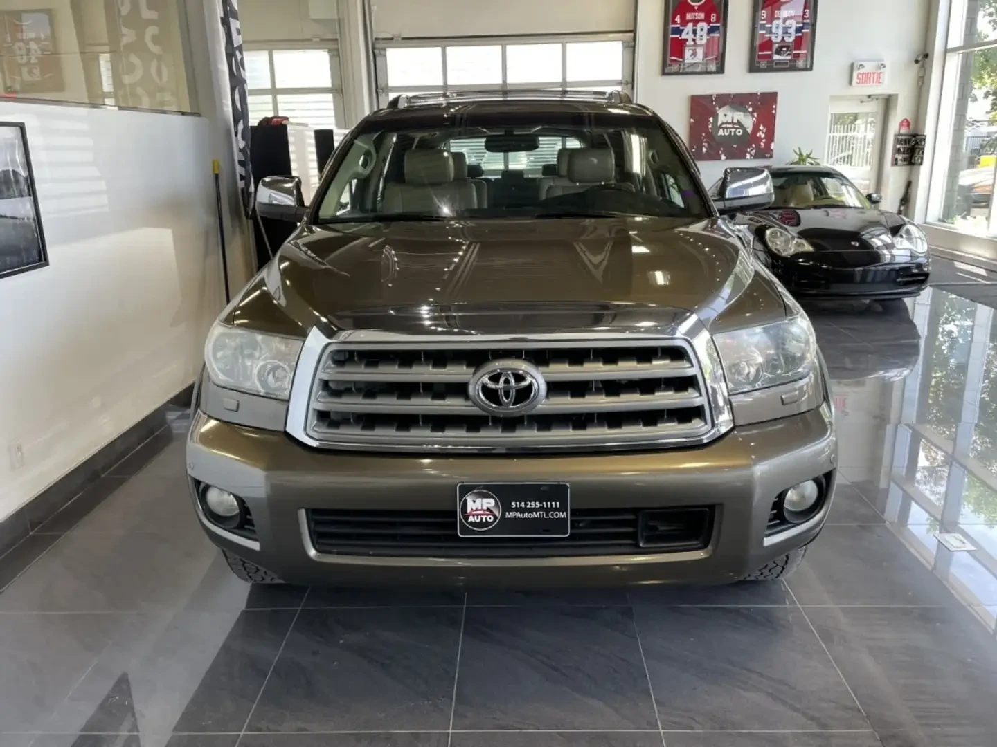 Toyota Sequoia 5.7* V8* JBL* ПОДГРЕВ* КАМЕРА* КОЖА* , снимка 5 - Автомобили и джипове - 54832211