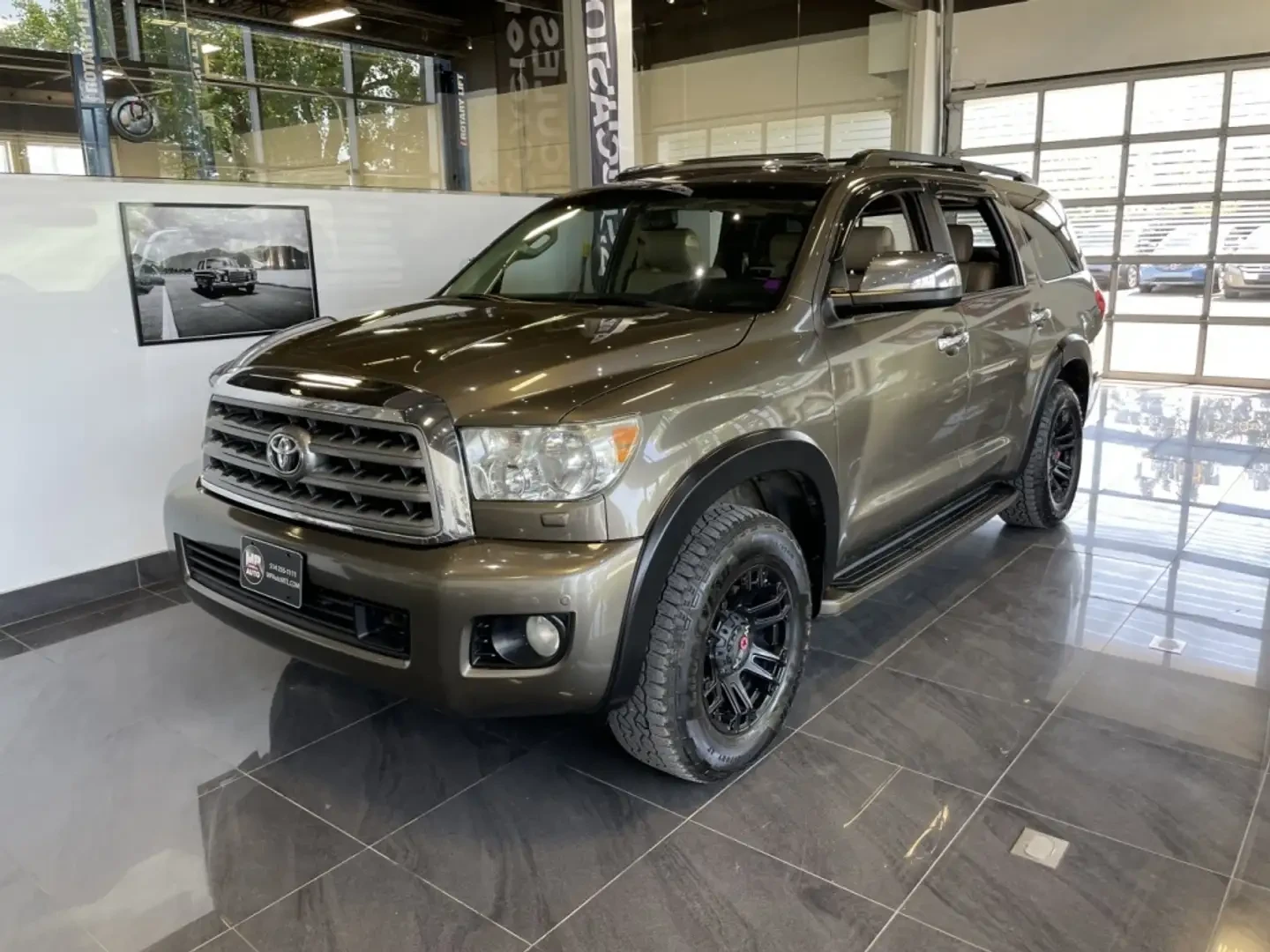 Toyota Sequoia 5.7* V8* JBL* ПОДГРЕВ* КАМЕРА* КОЖА* 