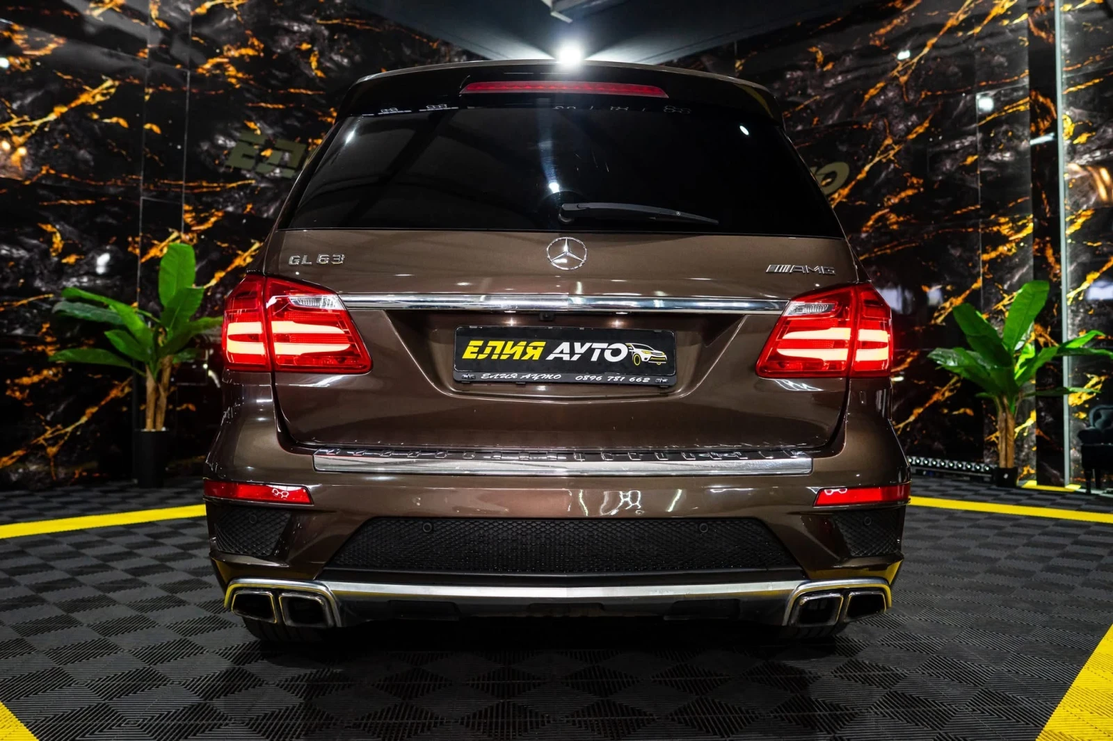 Mercedes-Benz GL 63 AMG DESIGNO 7 МЕСТЕН LED ПАНО B&O 3XTV ЛИЗИНГ 100% , снимка 8 - Автомобили и джипове - 54985482