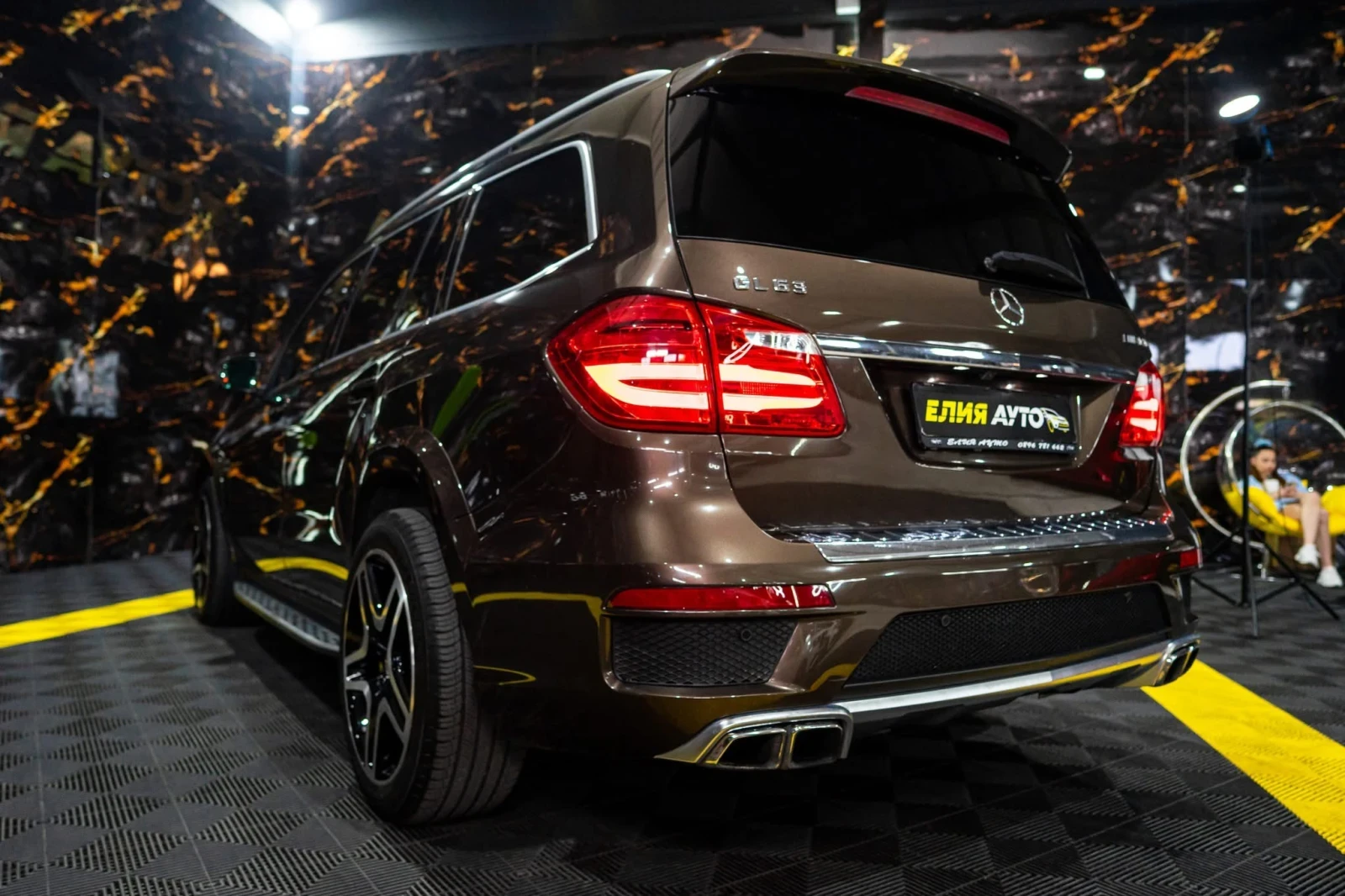 Mercedes-Benz GL 63 AMG DESIGNO 7 МЕСТЕН LED ПАНО B&O 3XTV ЛИЗИНГ 100% , снимка 6 - Автомобили и джипове - 54985482