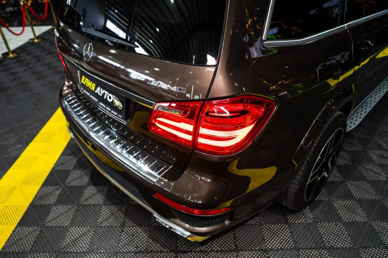Mercedes-Benz GL 63 AMG DESIGNO 7 МЕСТЕН LED ПАНО B&O 3XTV ЛИЗИНГ 100% , снимка 9 - Автомобили и джипове - 54985482