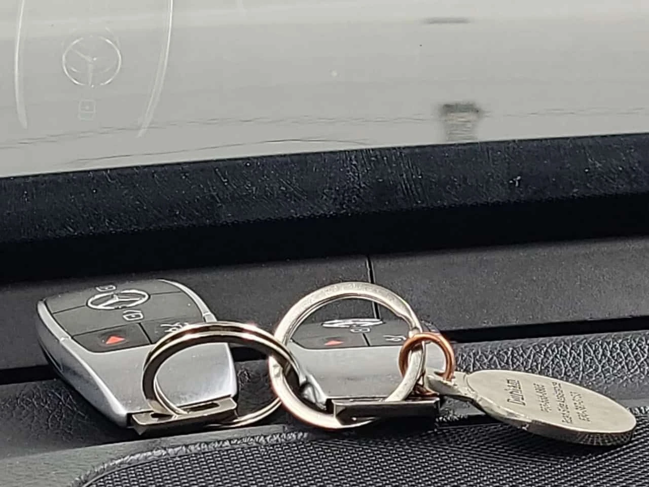 Mercedes-Benz GLC 300 * CARFAX * БЕЗ ПЪРВОНАЧАЛНА ВНОСКА, снимка 8 - Автомобили и джипове - 55463990